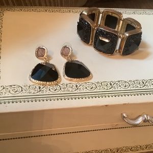 Sparkling Earring and Bracelet Set